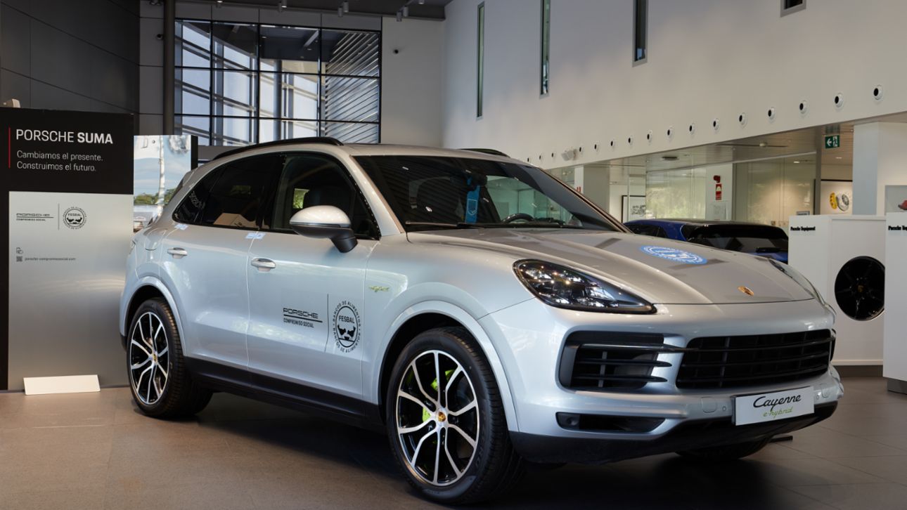 Proyecto solidario de Porsche Ib&eacute;rica y de los Centros Porsche con los Bancos de Alimentos, 2020, Porsche Ib&eacute;rica