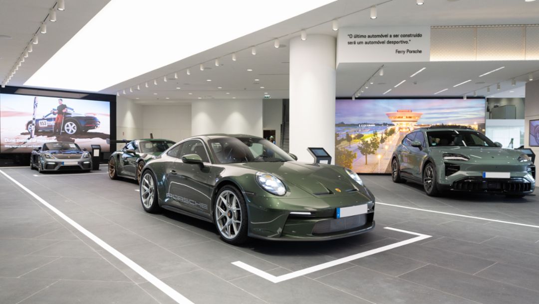 Inauguraci&oacute;n del nuevo Centro Porsche Lisboa
