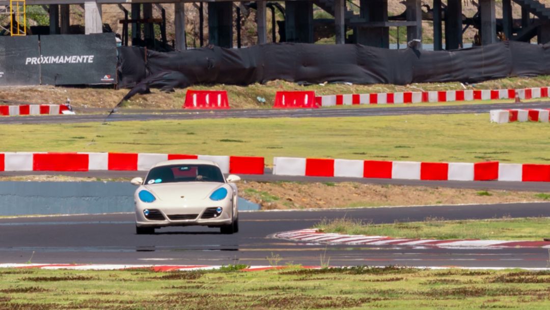 La emoci&oacute;n del Porsche Track Experience vuelve al Aut&oacute;dromo de Panam&aacute;