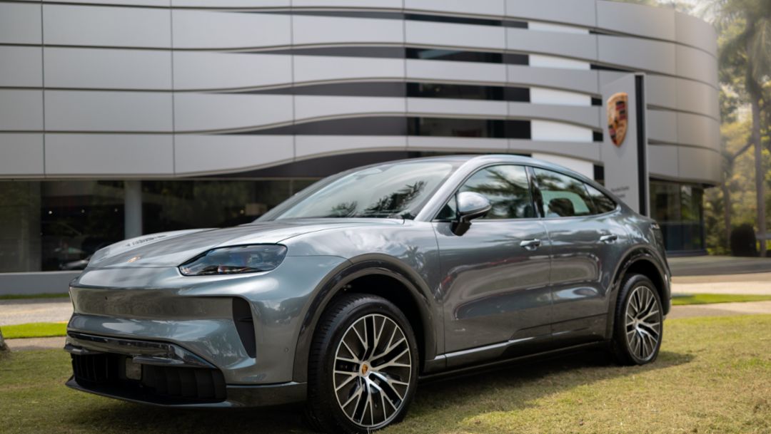 El nuevo Porsche Cayenne Coup&eacute; El&eacute;ctrico presente en el Panam&aacute; Motor Show 2026
