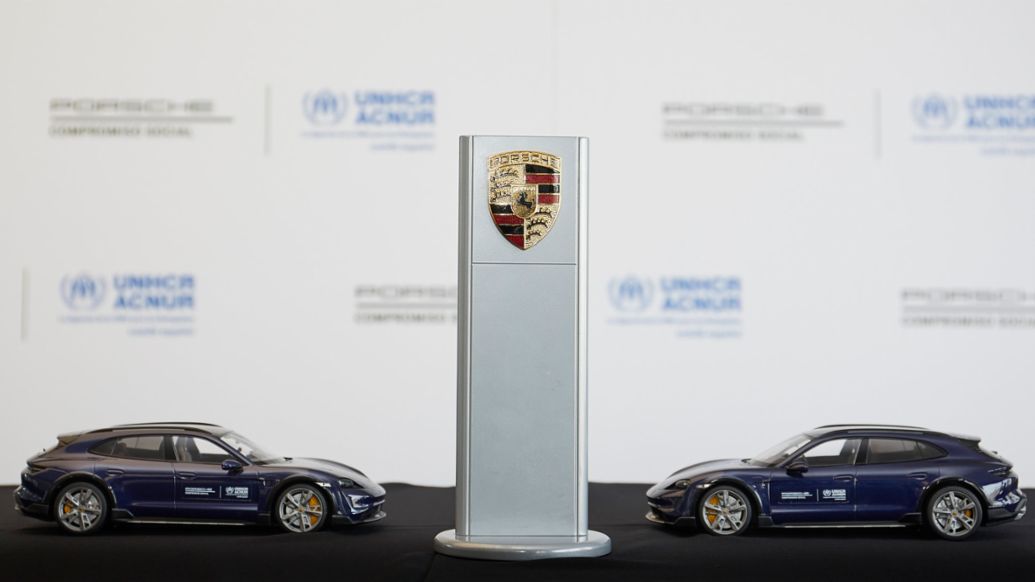 Colaboraci&oacute;n Porsche Ib&eacute;rica - ACNUR para el programa "Emergencia en Ucrania", 2022, Porsche Ib&eacute;rica