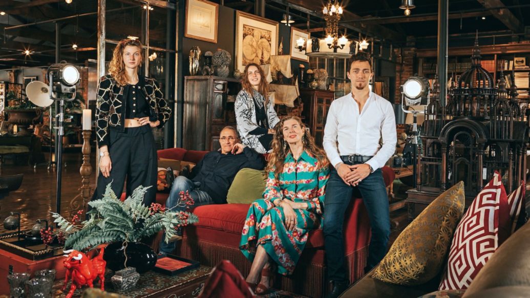 Maranda, David, Annette, Michelle y James Hambly-Grobler (i-d), 2021, Porsche AG