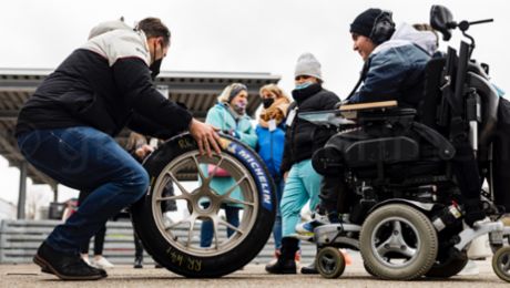 Donación a Make-A-Wish