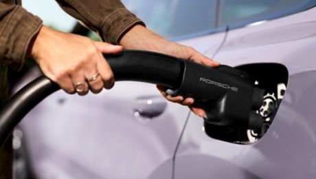 Accès au réseau de recharge Tesla pour les clients Porsche