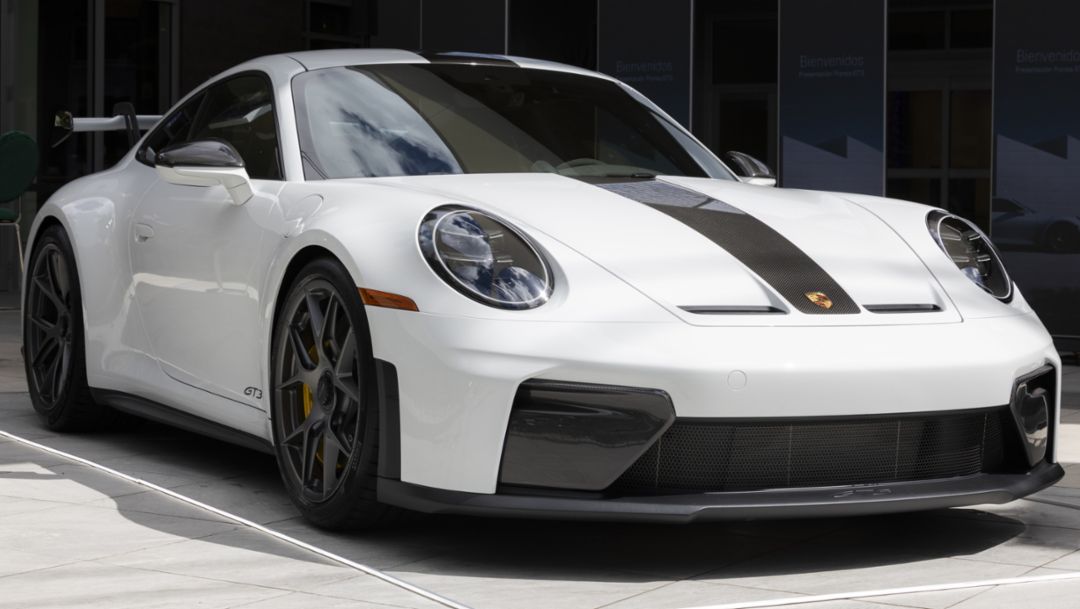 Porsche Center Puerto Rico lanza el nuevo 911 GT3, un nuevo ícono en el segmento de autos deportivos en la isla