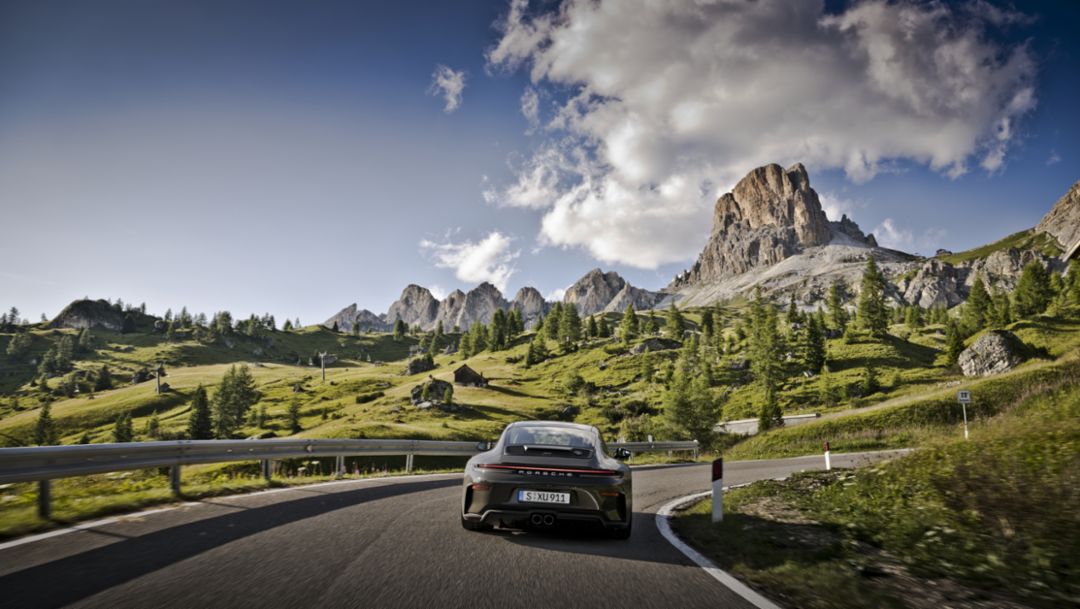 Porsche 911 GT3 Bergsport: un tributo alla guida alpina nella sua forma più pura