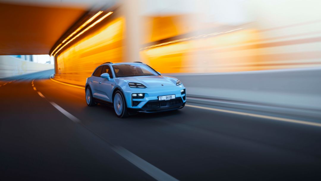 Listicle: Porsche Macan Turbo