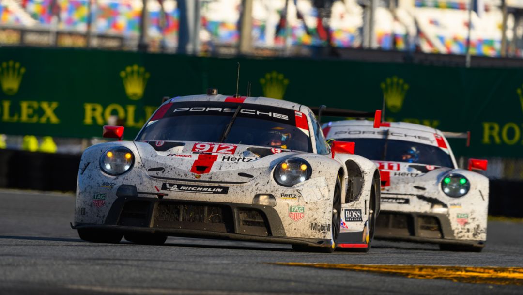 El nuevo Porsche 911 RSR se estrena en EE. UU. con un doble podio