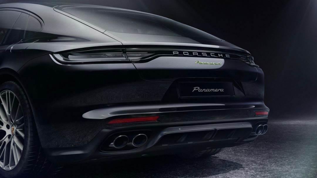 Élégante et exclusive : la Panamera Platinum Edition