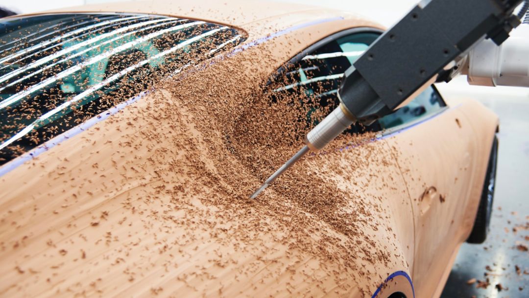 The best of two worlds: the hybrid design process at Porsche