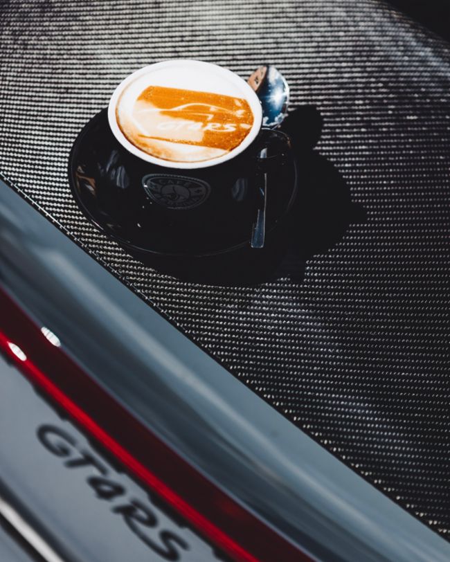 718 Cayman GT4 RS , Swiss Roads, 2024, Porsche Schweiz AG