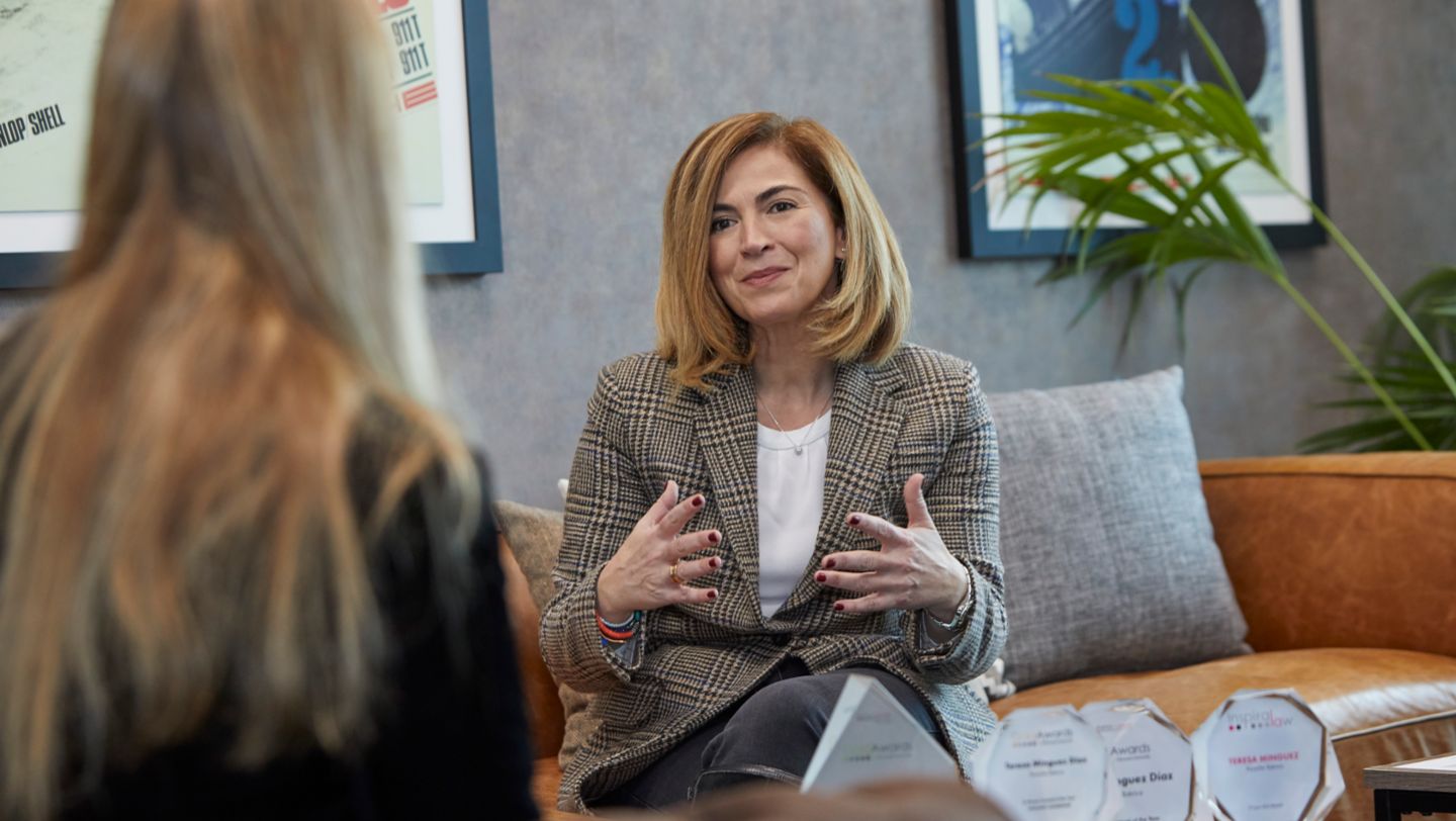 Teresa Mínguez, Directora de Asuntos Legales y Compliance de Porsche Ibérica, 2022, Porsche Ibérica