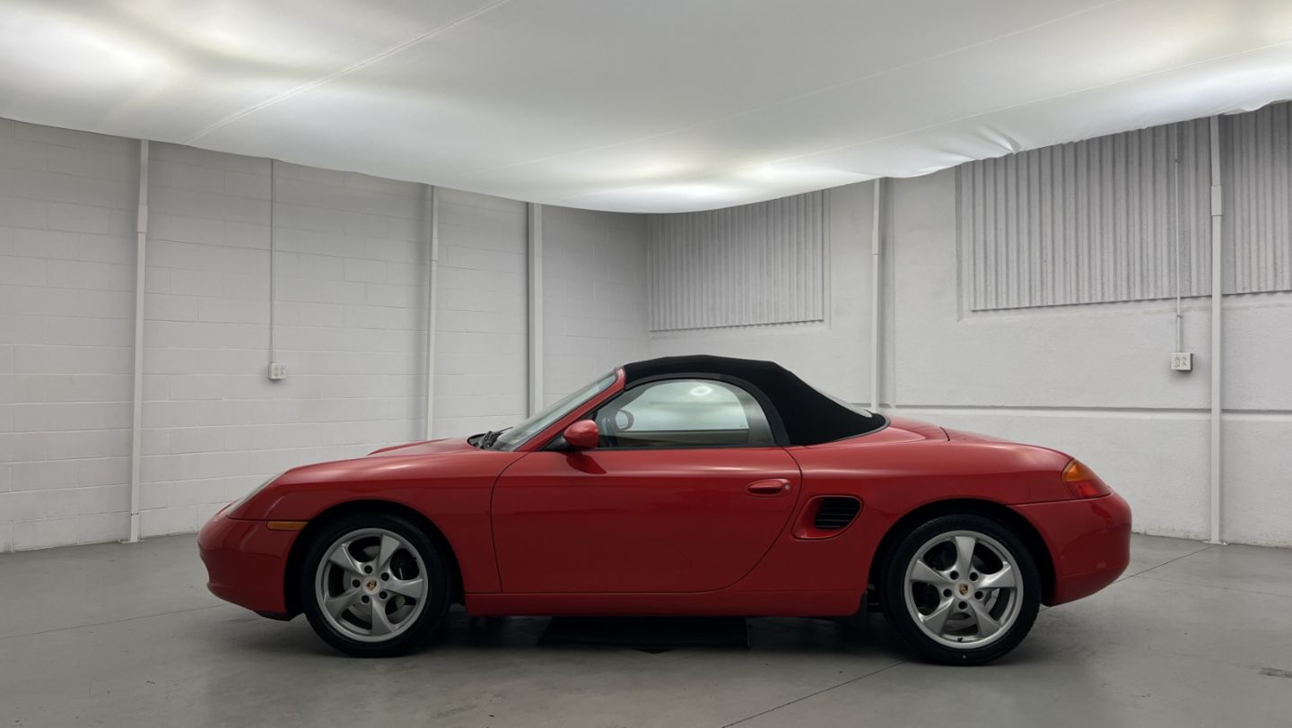 Finalists announced for 2026 Porsche Classic Restoration Challenge
