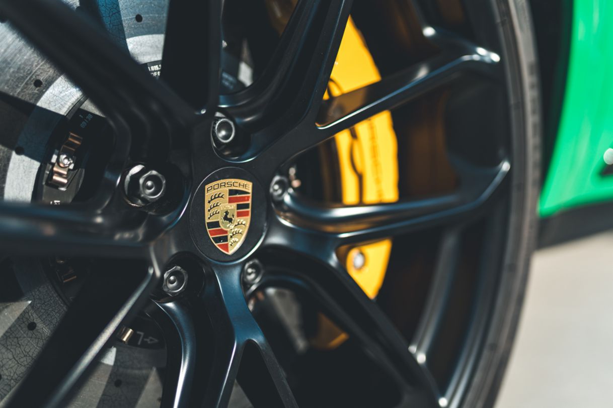 Macan GTS, Python Green, 2021, PCNA