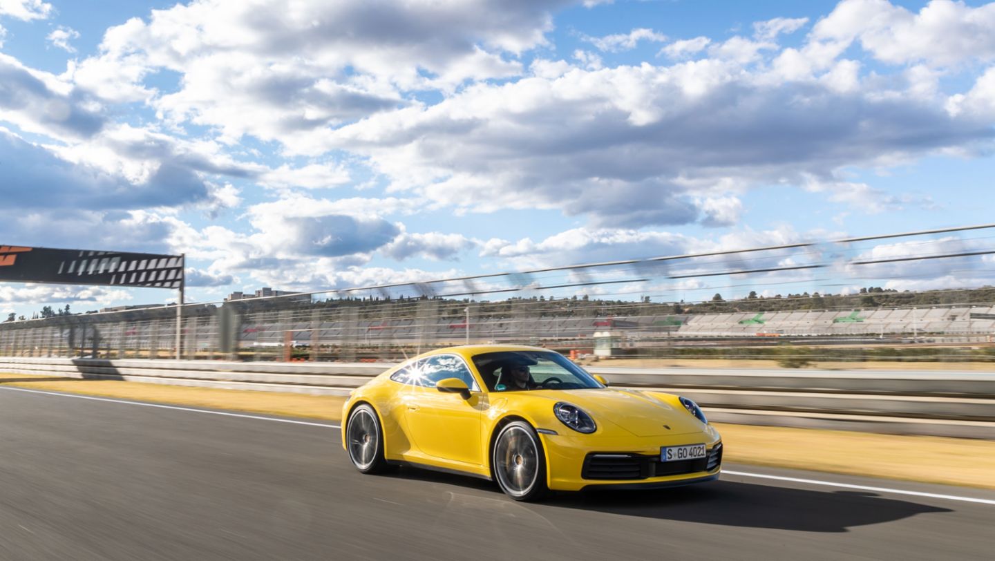911 Carrera S (Racing Yellow), Circuit Ricardo Tormo racetrack, Valencia, 2019, Porsche AG