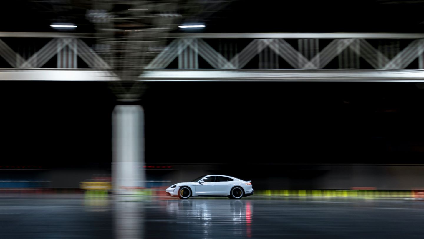 Taycan Turbo S, 2021, Porsche AG