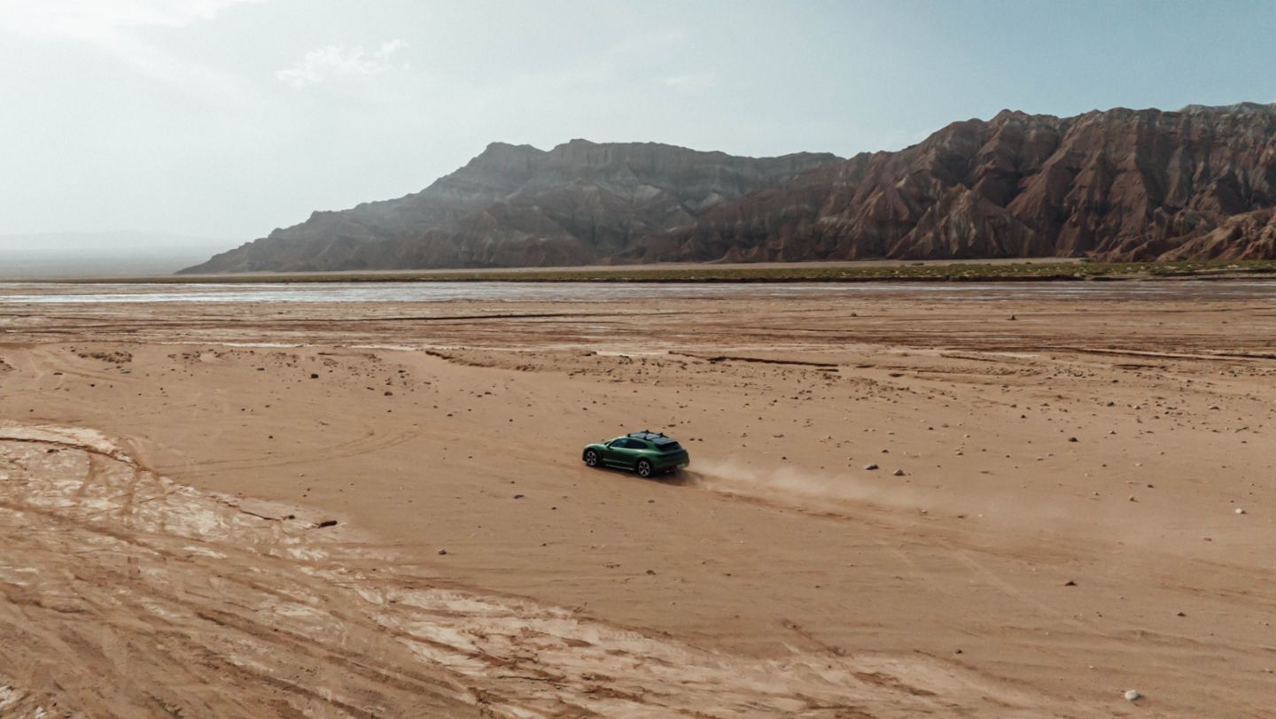 Taycan 4 Cross Turismo, Altitude Challenge, China, 2023, Porsche AG