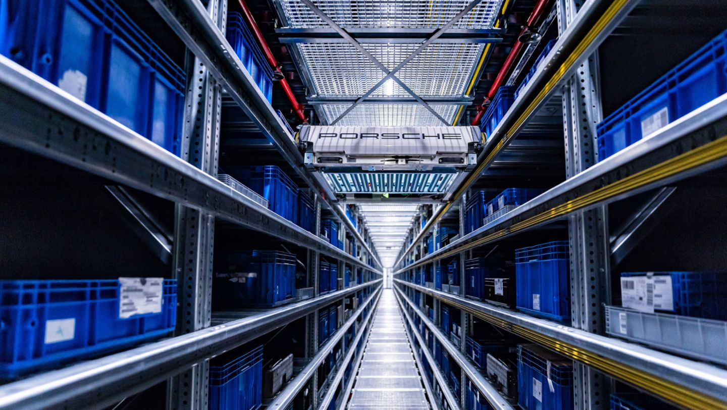 Logistics, Porsche plant Leipzig, 2024, Porsche AG