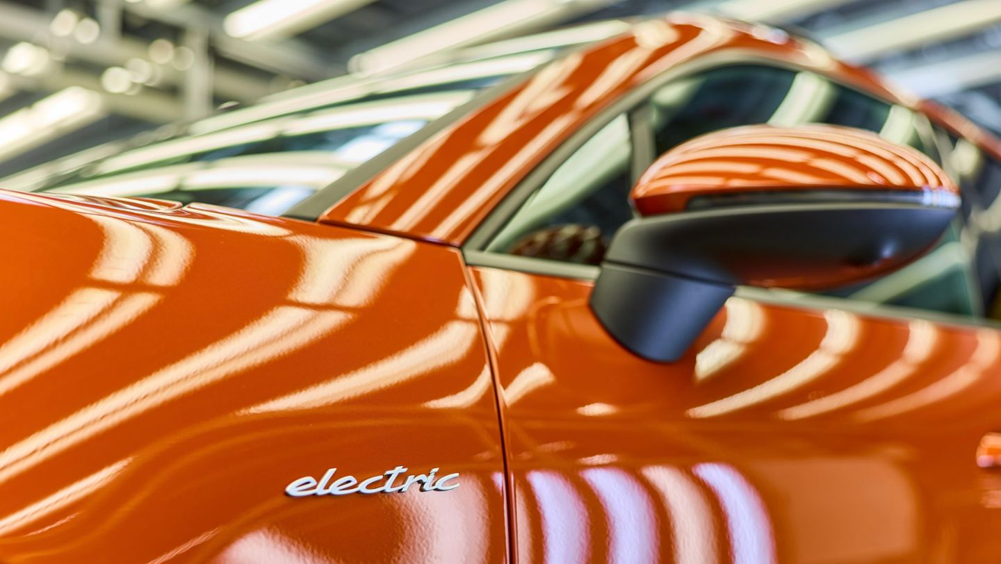 Assembly, Porsche plant Leipzig, 2024, Porsche AG