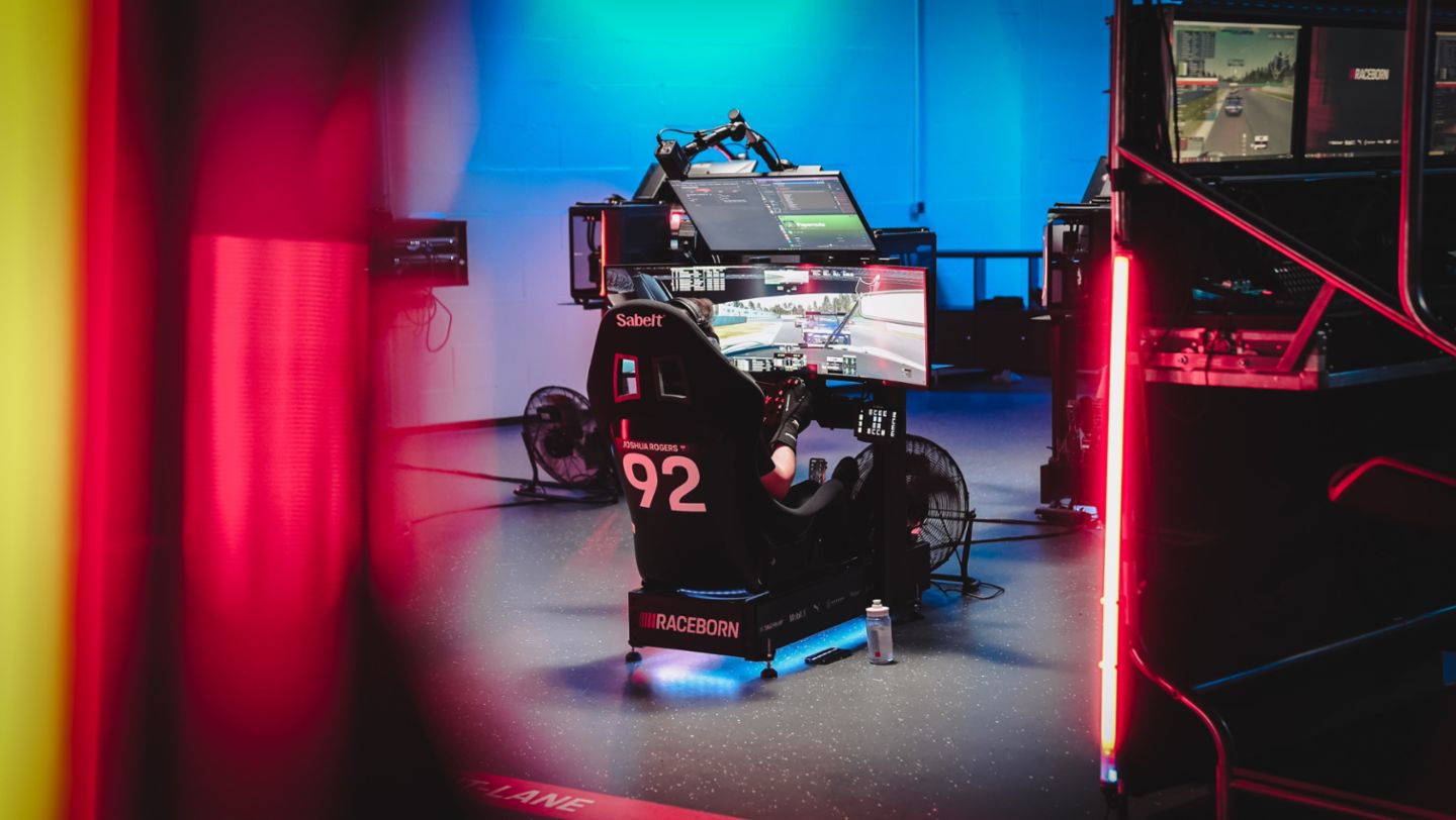 Centro de eSports, Gronau, Alemania, 2024, Porsche AG 