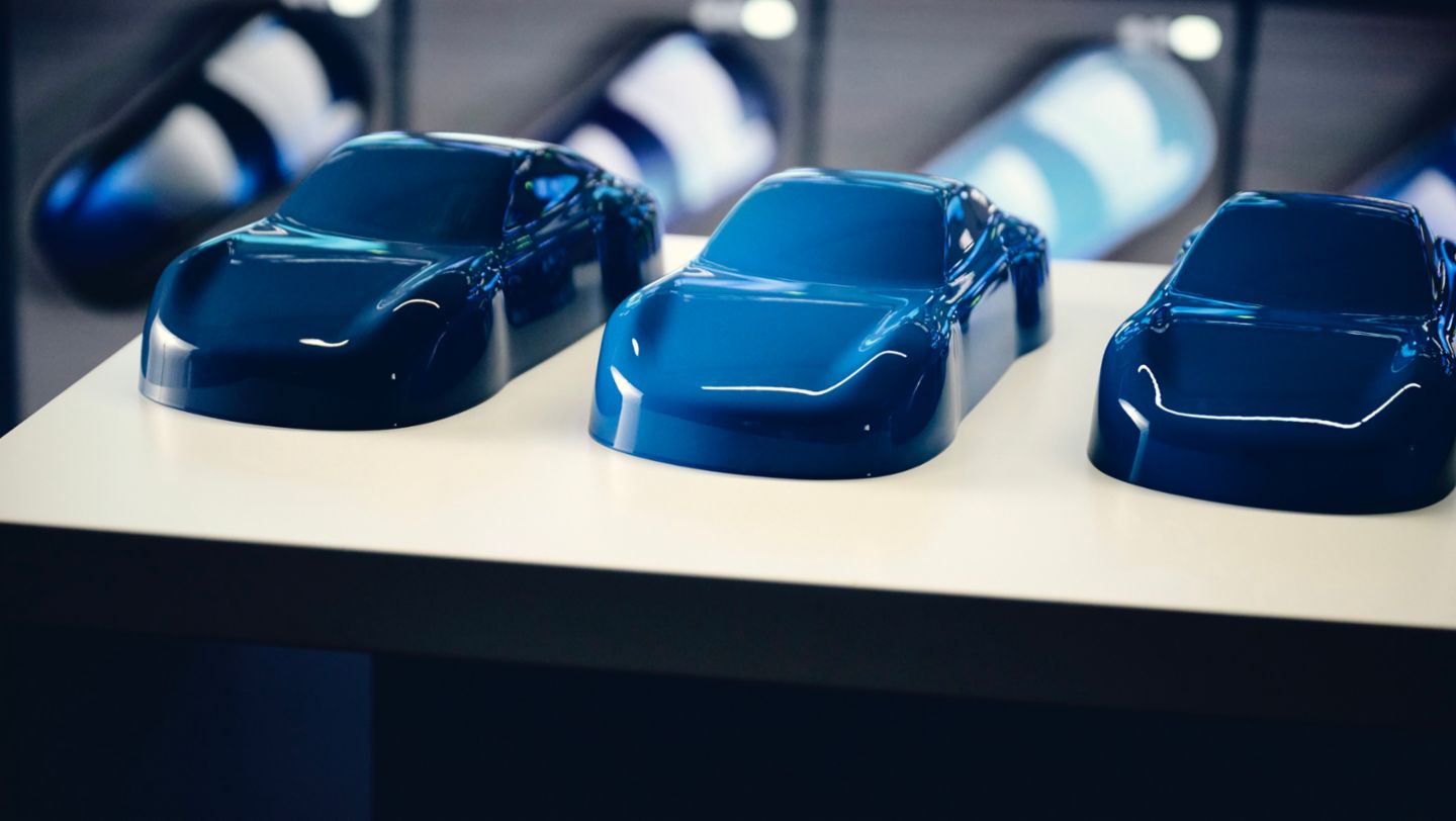 Paint frogs, 2024, Porsche AG